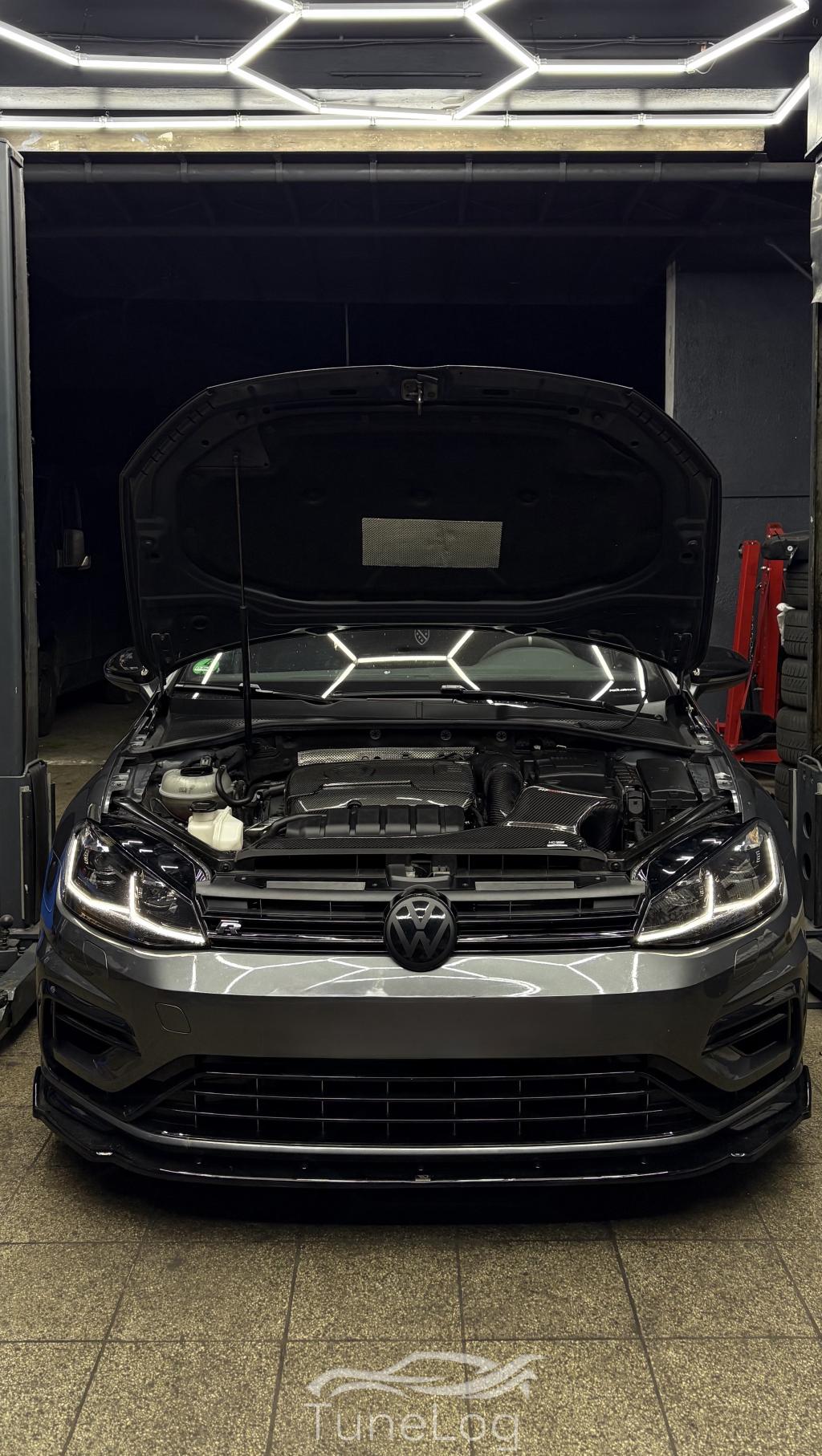 Golf 7.5 R