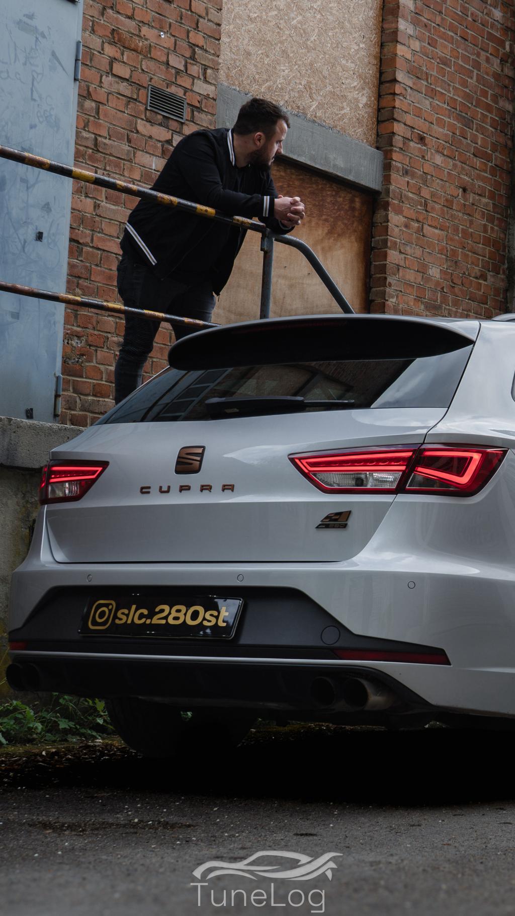 Leon Cupra
